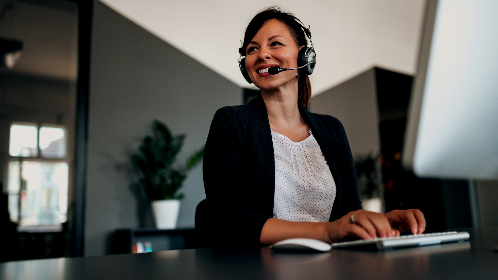 4 Key Considerations For Setting Virtual, Remote, Or Hybrid Contact Centers Up For Success
